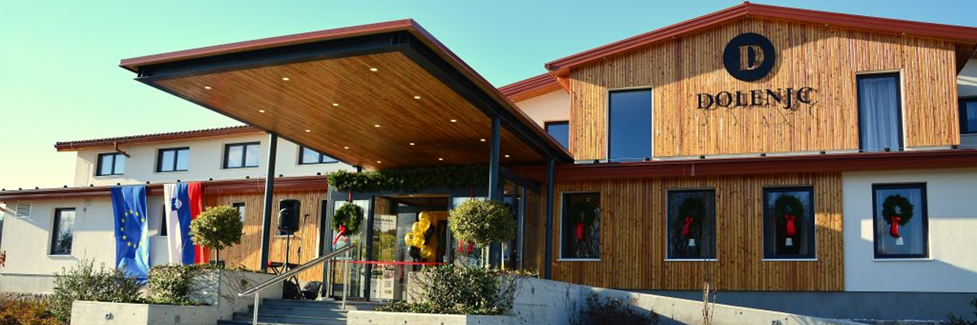 Zunanjost Hotela Dolenjc v Novem mestu